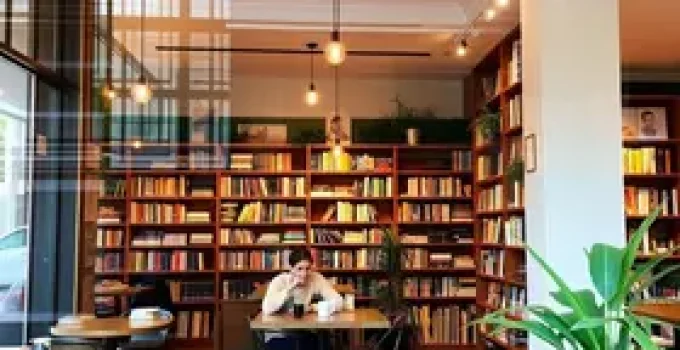 cafés e livrarias em São Paulo