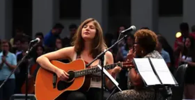 Alessandra Leão Alceu Valença show gratuito Masp