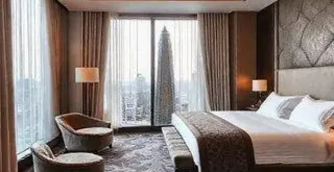 Corinthians pede que Memphis deixe hotel de luxo