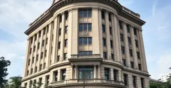 Movimento ocupa prédio federal em SP