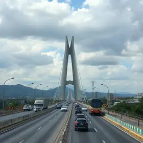 viaduto da 13 de Maio